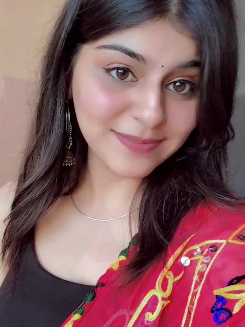 Sanya Nayyar  thumbnail