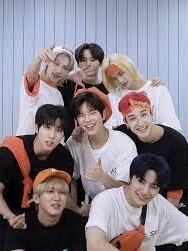 Stray Kids thumbnail