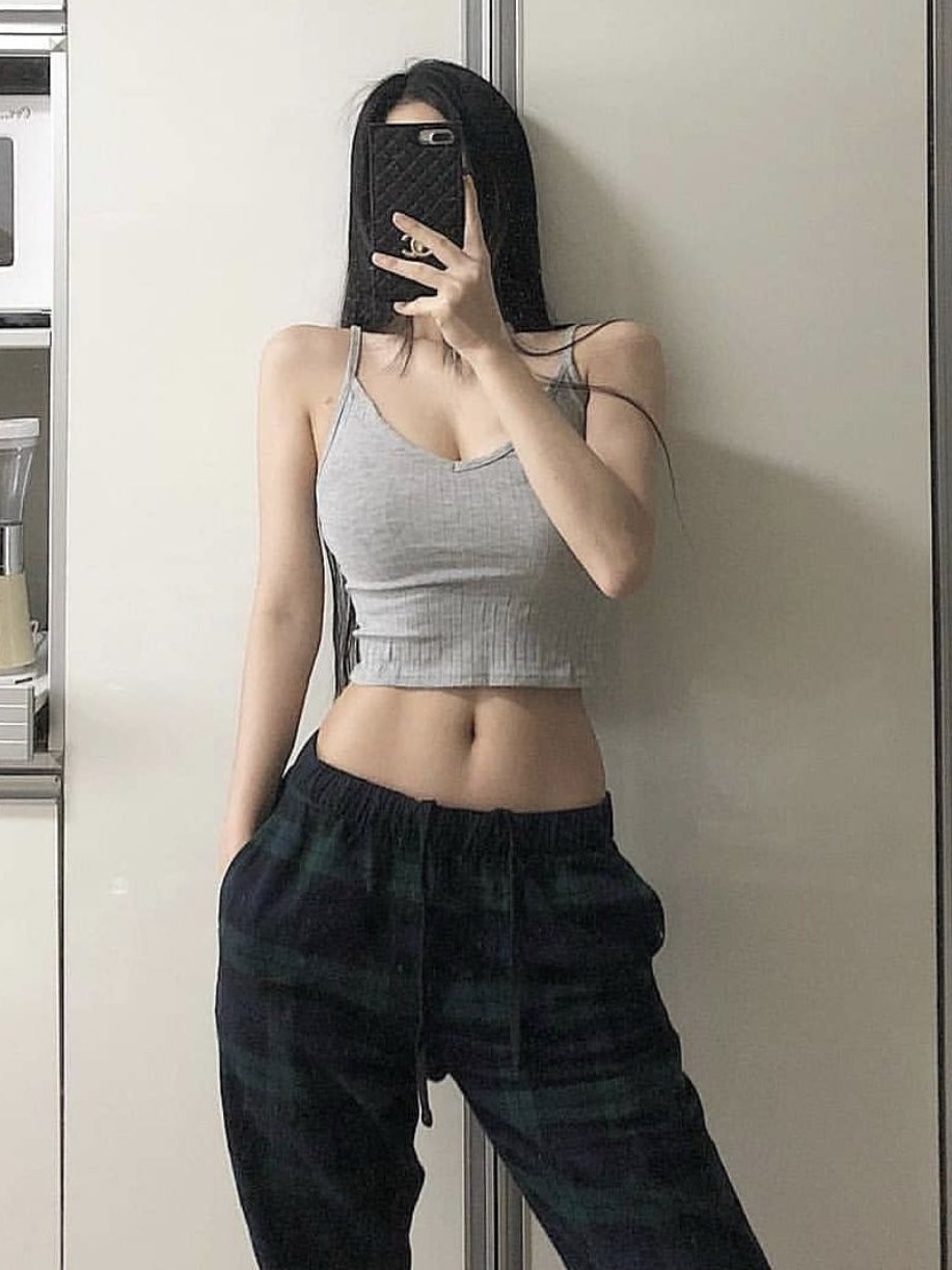 Escorts in Nad Al Shiba 971527406369 S-12 Nad Al Shiba Escort   thumbnail
