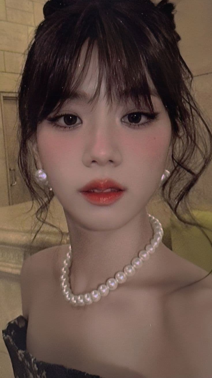 Mina thumbnail