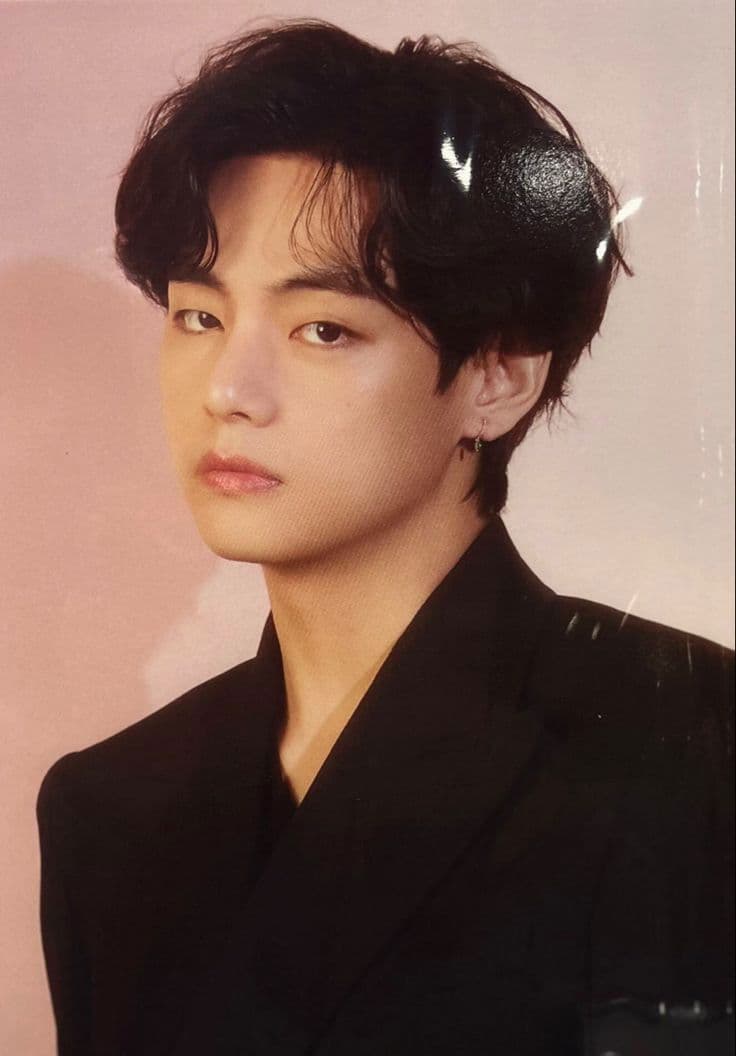 Kim Taehyung thumbnail