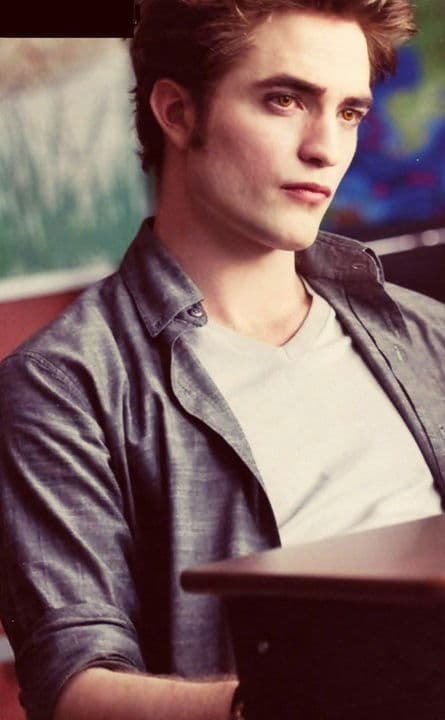 Edward Cullen  thumbnail