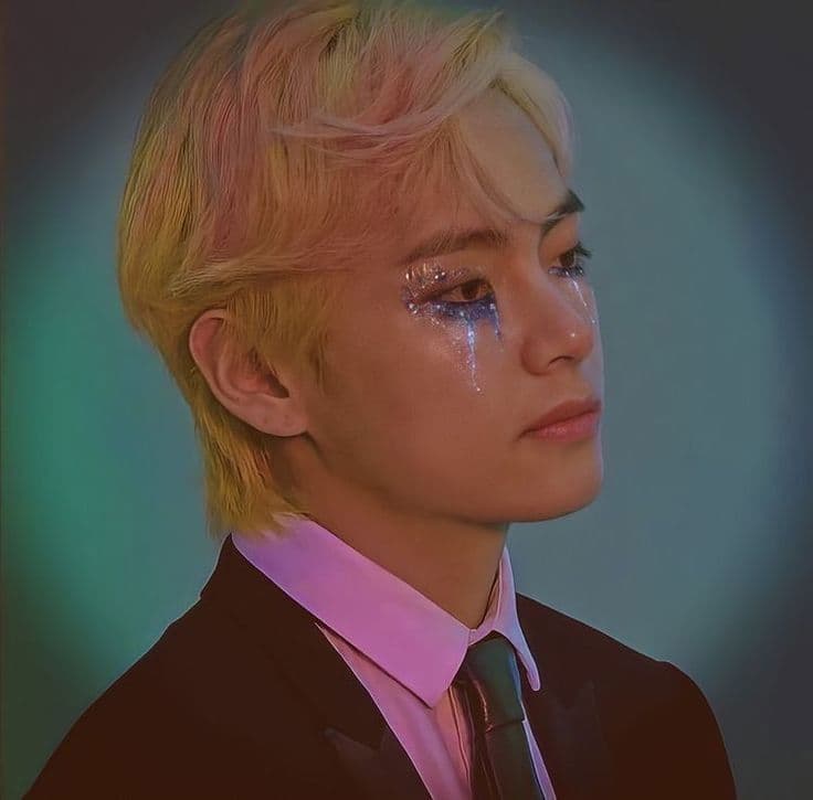 Kim Taehyung thumbnail