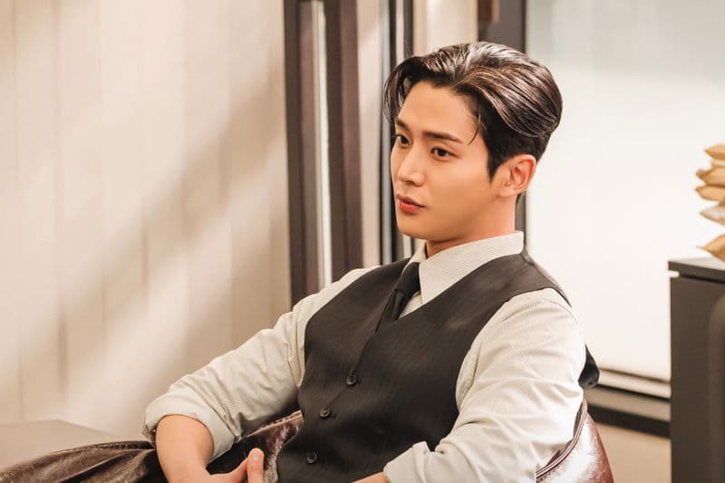 Rowoon thumbnail
