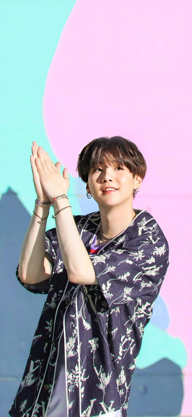 Suga thumbnail