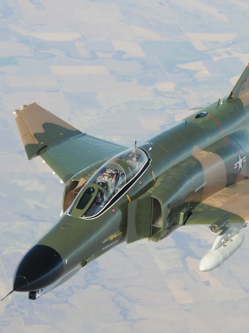 Mcdonnell Douglas F-4E Phantom II thumbnail