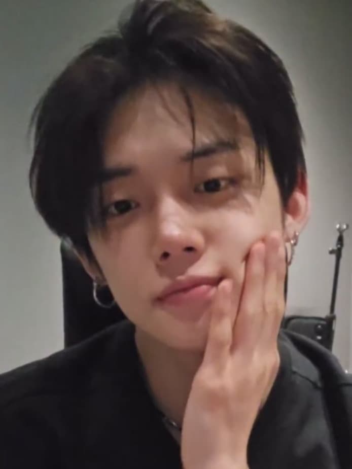 Yeonjun thumbnail