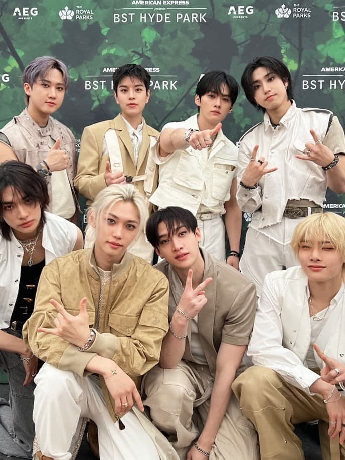 Stray Kids thumbnail