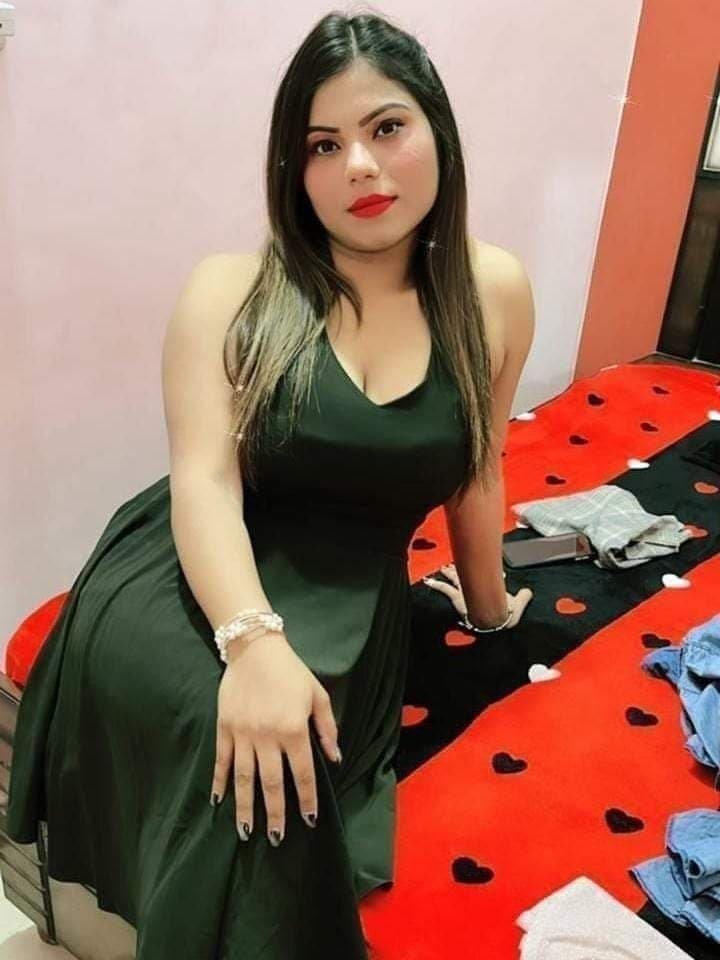 9711014705 ⋙ℂaℓℓ Girls in Kalkaji Metro Delhi✔️Escorts thumbnail