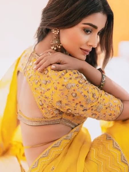 Shreeya Saran thumbnail
