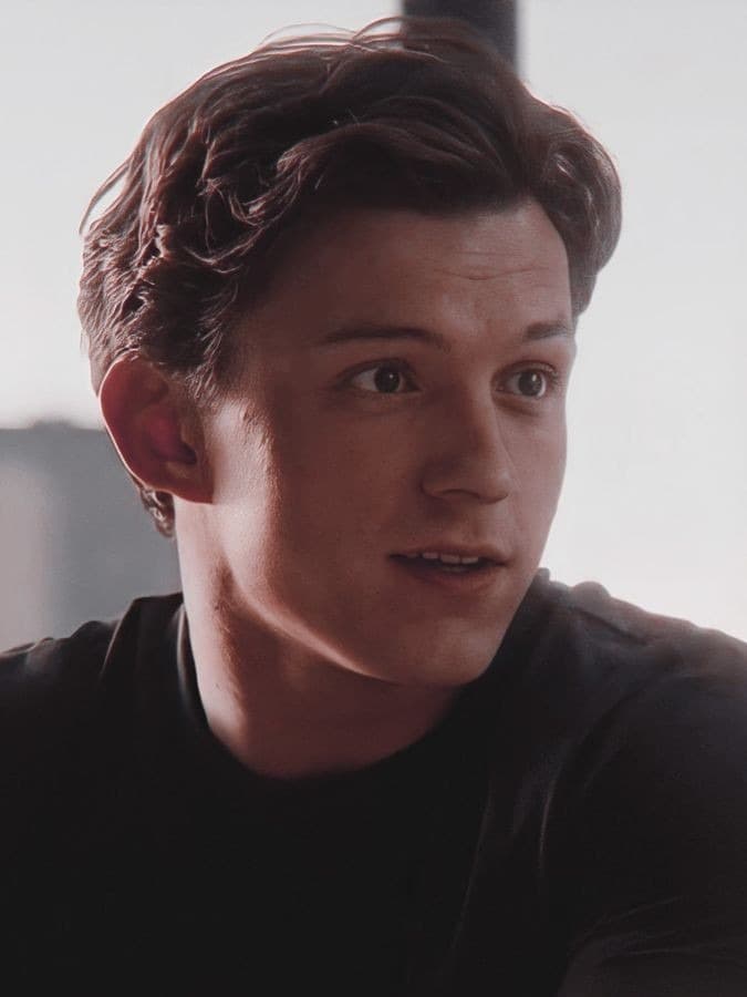 /| Peter Parker |\\ thumbnail