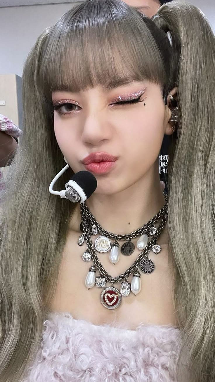Lisa thumbnail