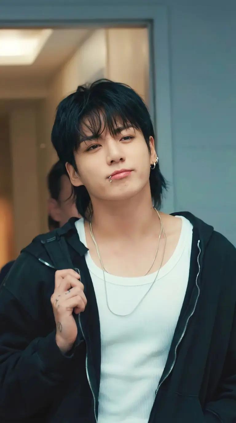 Jeon Jungkook thumbnail