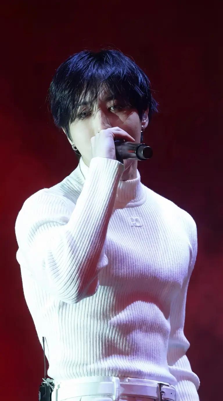 Han Jisung (Hannie) thumbnail