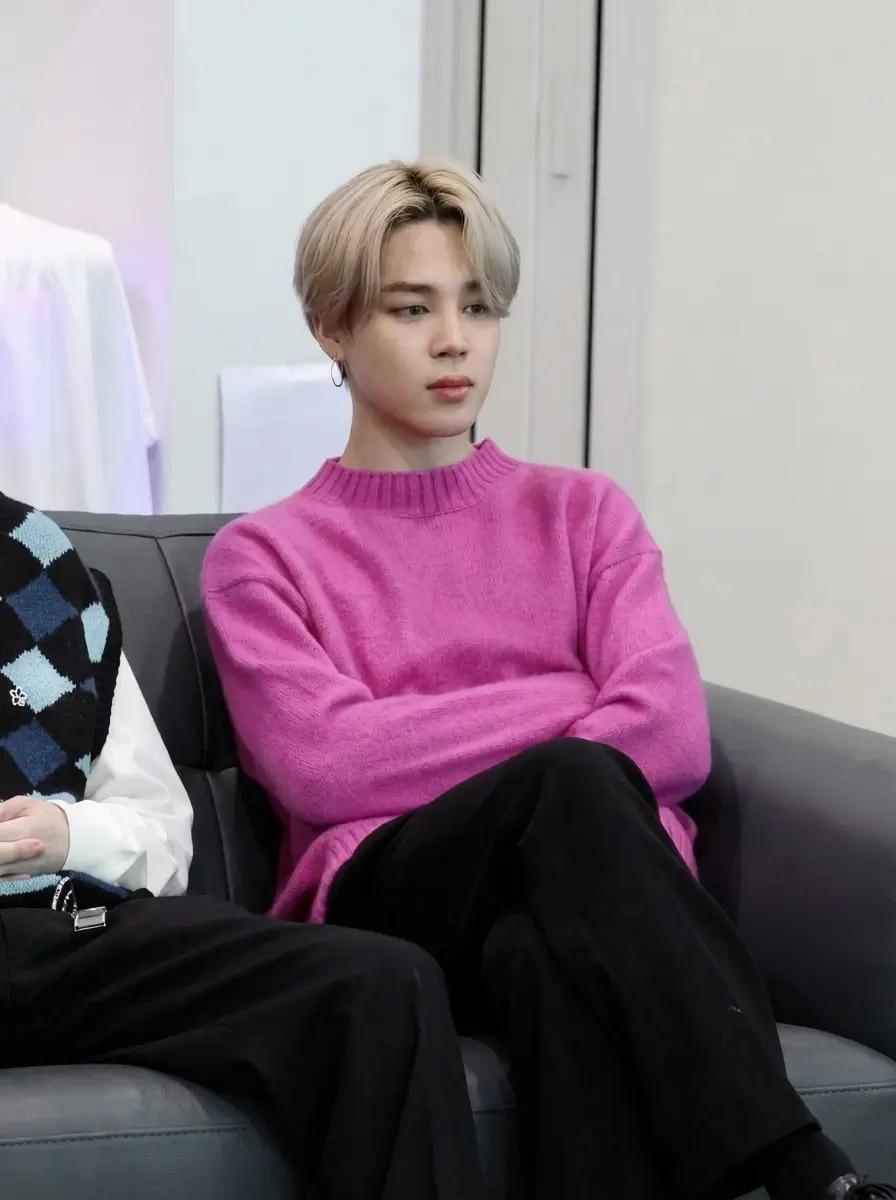 Jimin (angrily) 😠 thumbnail
