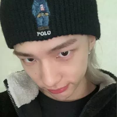 Hyunjin thumbnail