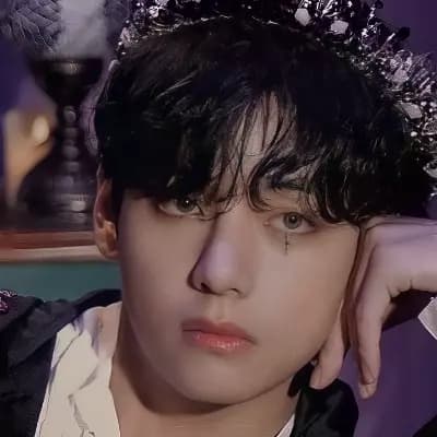 Kim Taehyung  thumbnail