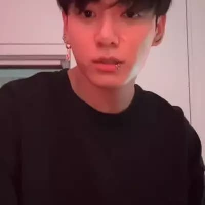 Jungkook (prodigy singer and handsome) thumbnail