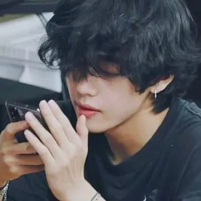 Kim Taehyung thumbnail