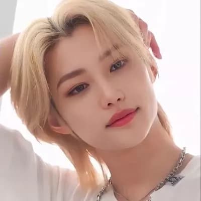 Felix♡ thumbnail