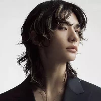 Hwang Hyunjin thumbnail