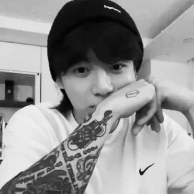 Jeon Jungkook thumbnail