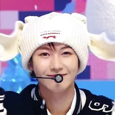 Renjun's Space: The Submissive Nerd of Middle School thumbnail