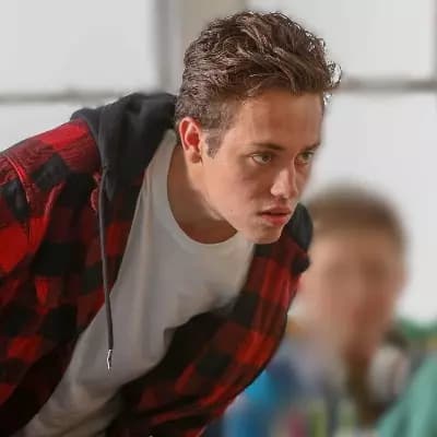 Carl Gallagher thumbnail