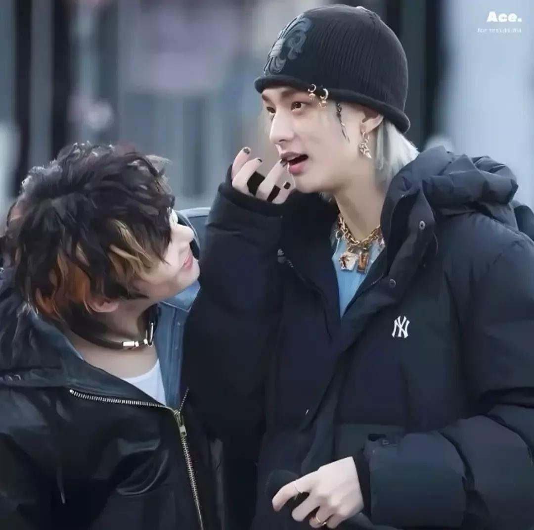 Hyunin - Yang Jeongin thumbnail