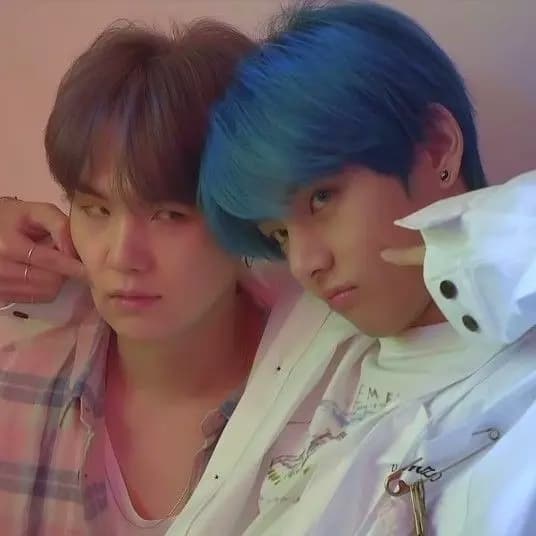 Min Yoongi, Kim Taehyung thumbnail