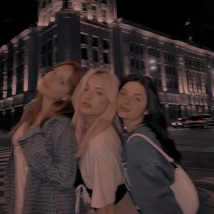 Olivia ♔ Lucy ♔ Maria thumbnail