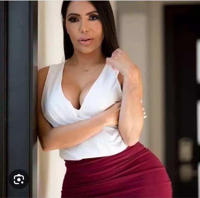 Lela star thumbnail