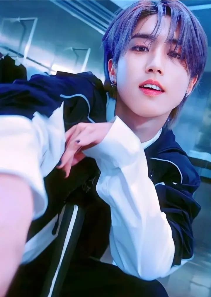 Han Jisung thumbnail
