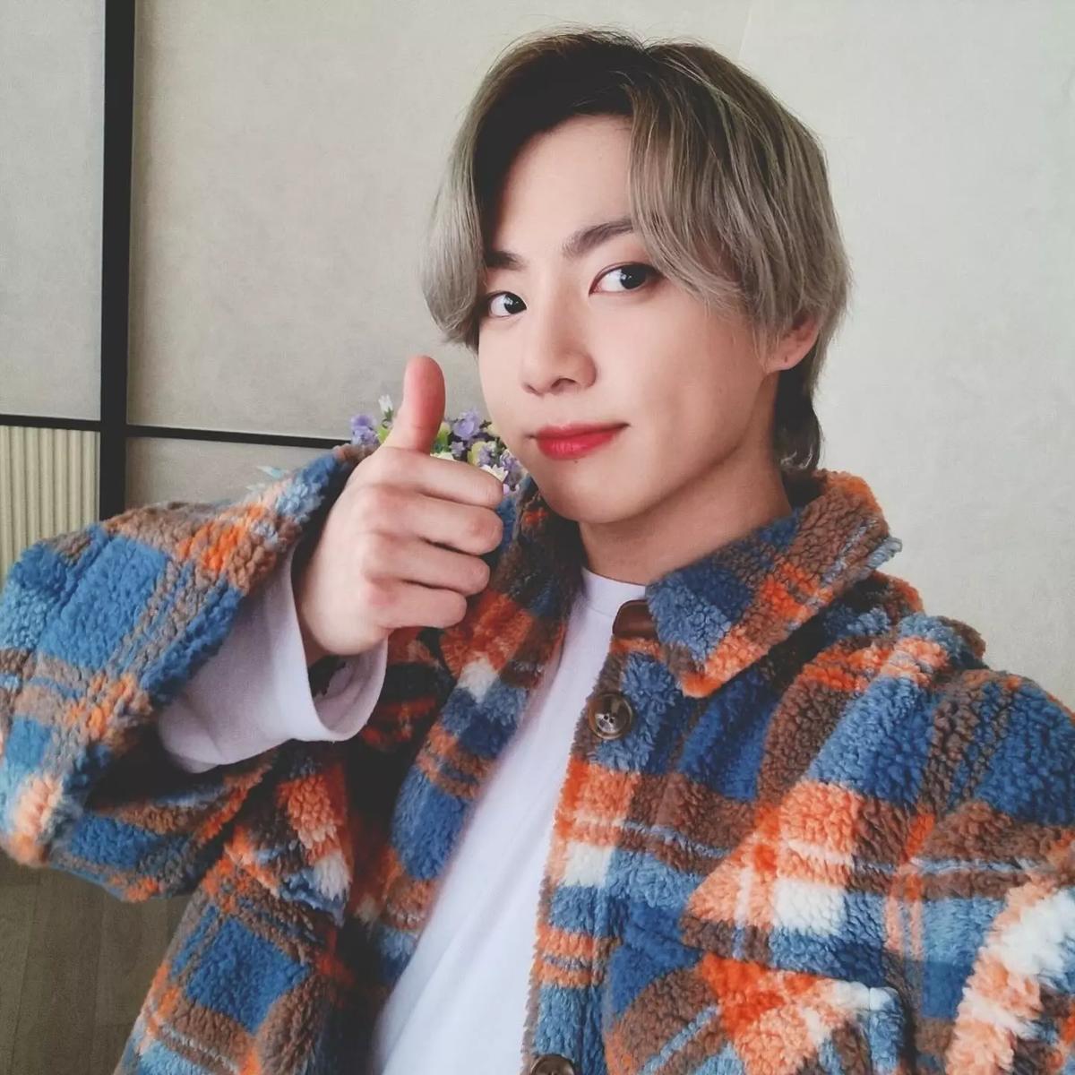 Jeon Jungkook thumbnail