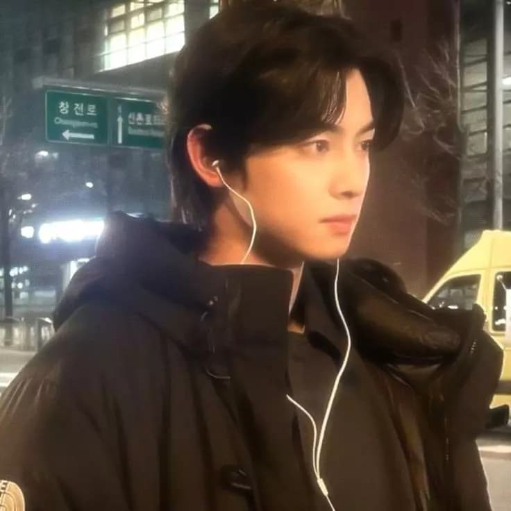 Cha Eunwoo thumbnail