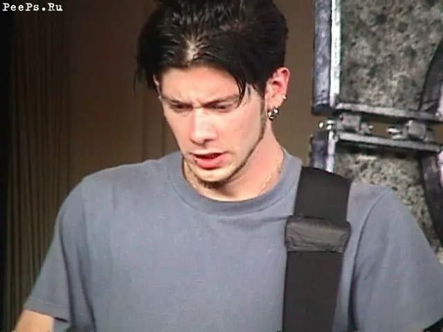 Wes Borland thumbnail