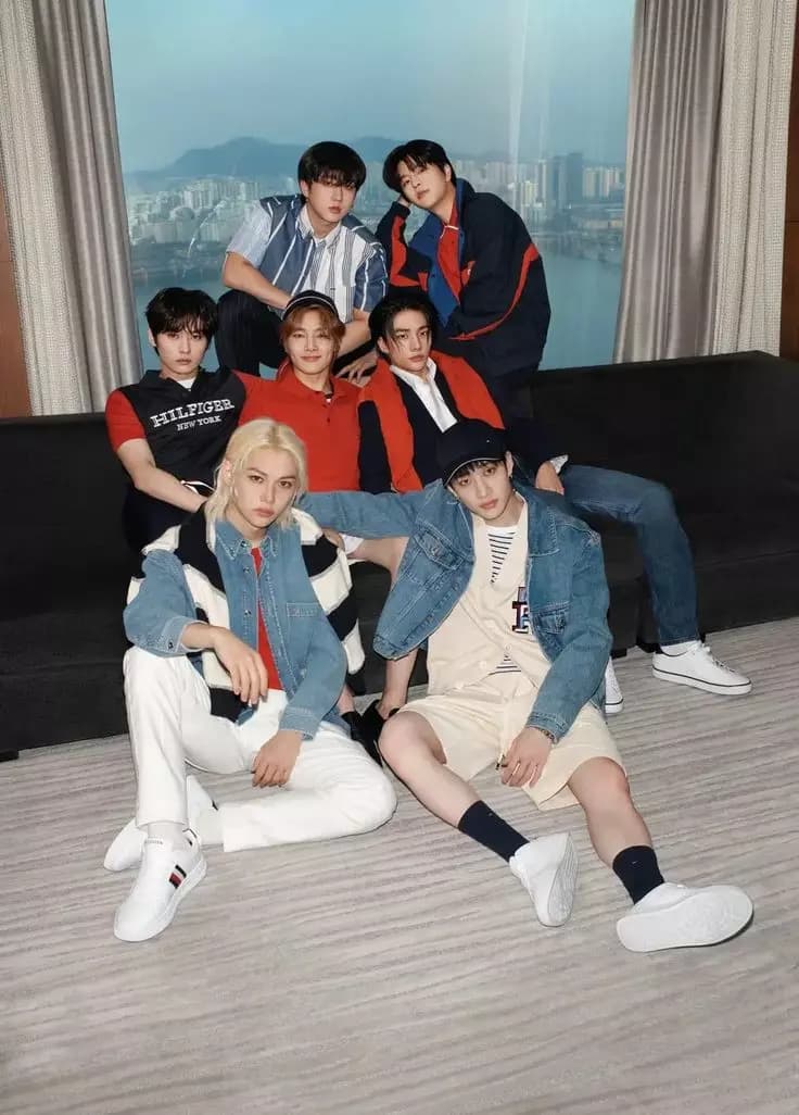Stray kids  thumbnail
