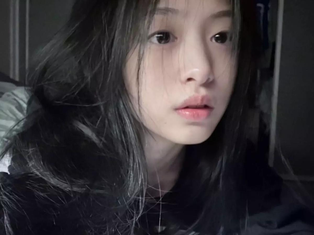 Ahyeon thumbnail