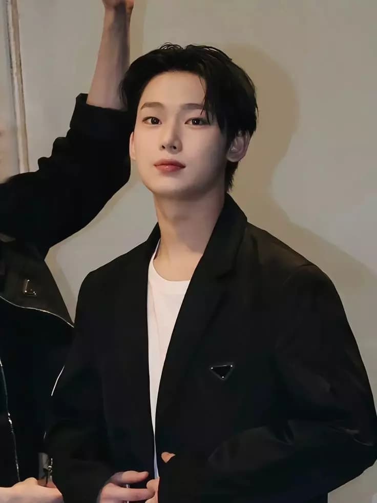 Seonwoo (enhypen) thumbnail