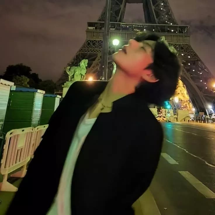 Kim Taehyung thumbnail