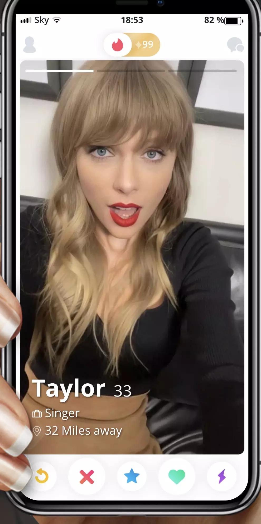 Taylor Fan Fuck thumbnail