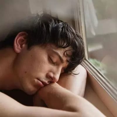 Milo Manheim thumbnail