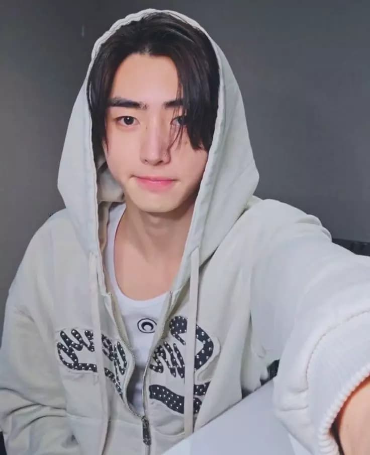 Park Sunghoon thumbnail