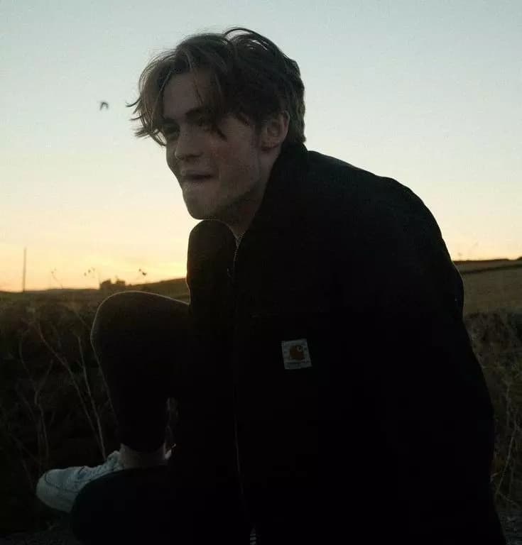 Kit connor thumbnail
