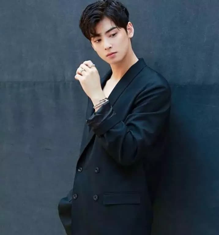 Cha Eun Woo thumbnail