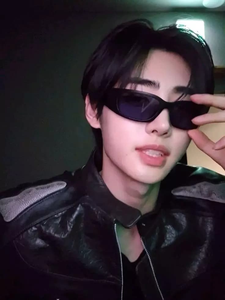 Sunghoon thumbnail