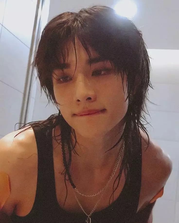 Hyujin thumbnail