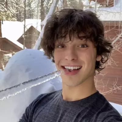 Noah Mainville thumbnail
