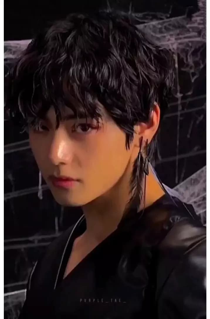 Kim Taehyung  thumbnail