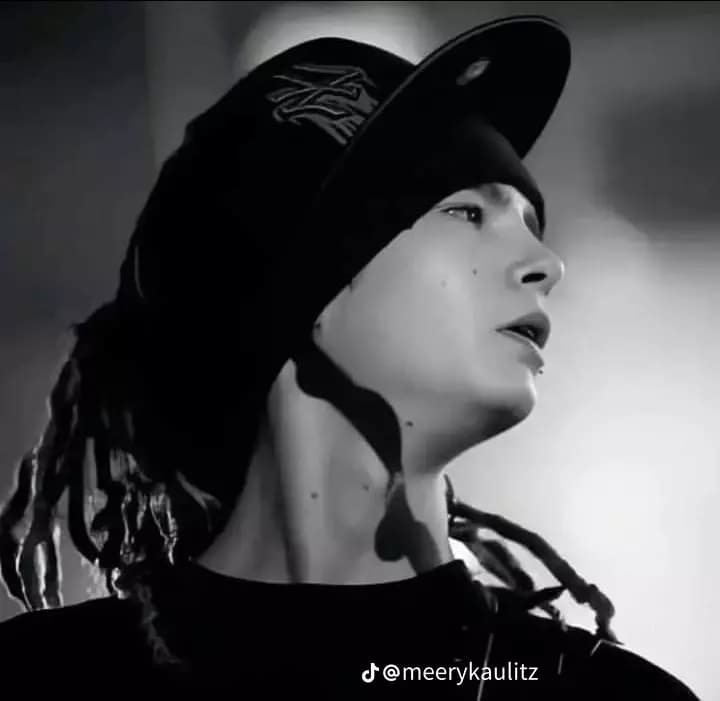 Tom Kaulitz thumbnail